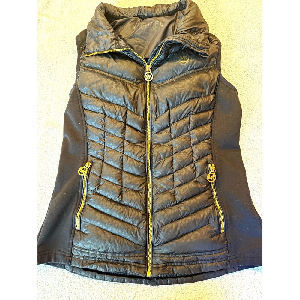 Michael Kors Women’s Black leopard down vest Full Zip  Pockets 128708 size small
